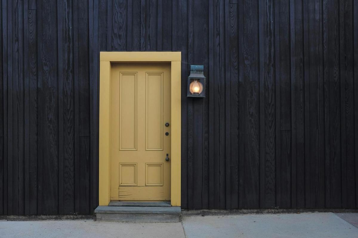 Interior Doors: Style and Function Considerations - TELL PROJECTS Katy TX
