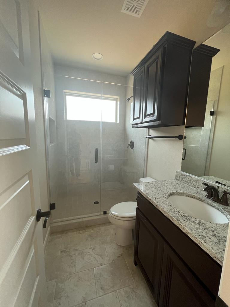 Bathroom Remodeling Services 77006: Must-Have for Lasting Privacy