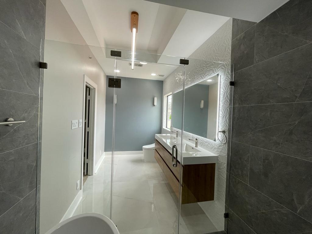 Bathroom Remodeling Services: Must-Have Tips for Effortless Setup